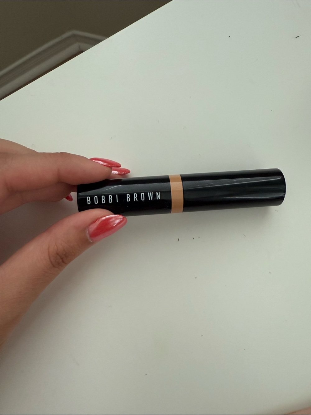 Bobbi Brown concealer - Picture 3 of 3